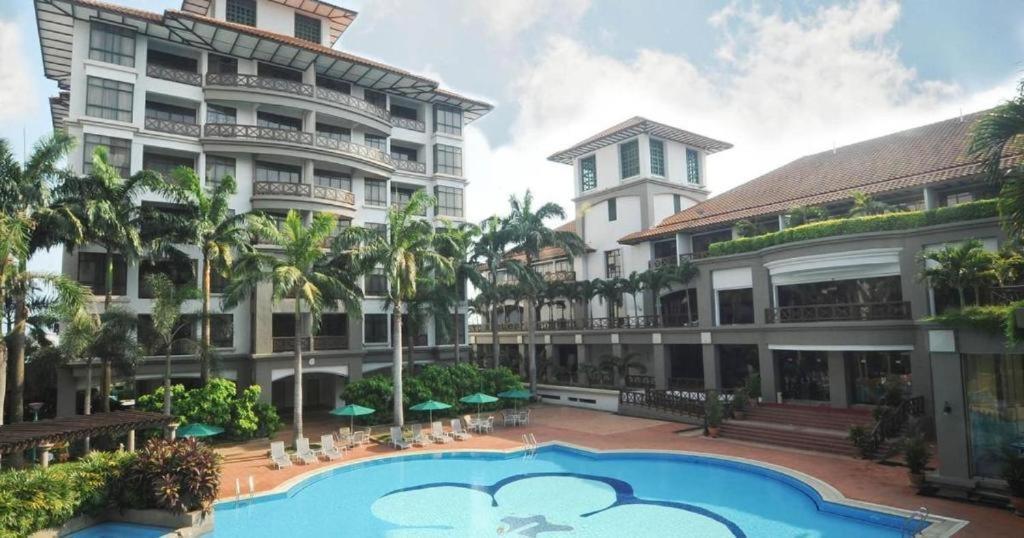 Suria Mahkota Appartement Malacca Buitenkant foto